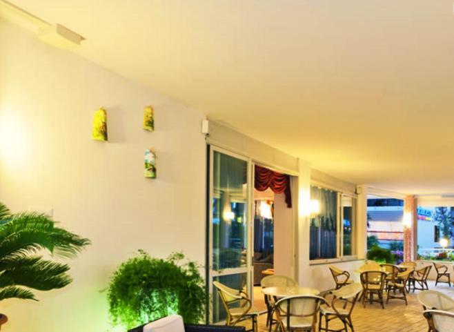 Hotel Gimm Bibione Exterior photo