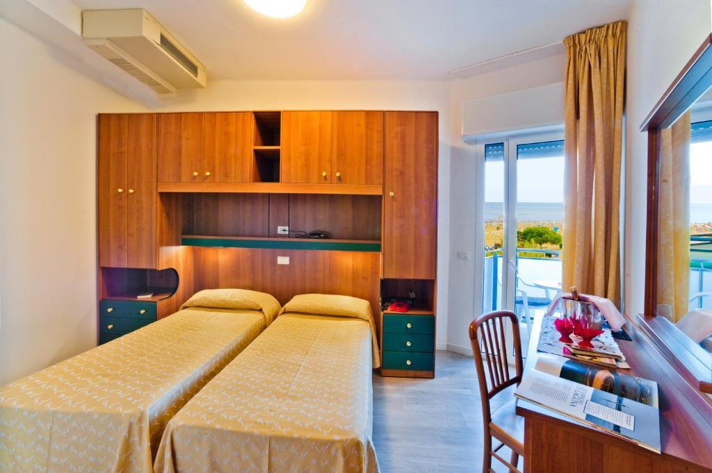 Hotel Gimm Bibione Room photo